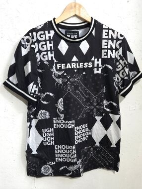 Urban Black|  Black & White 'Fearless' Graphic Mens Short Sleeve Tee